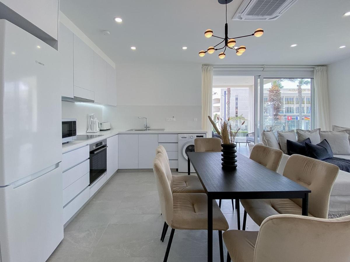 Phaedrus Living: Seaview Luxury Flat Limnaria 134 Paphos Exterior foto